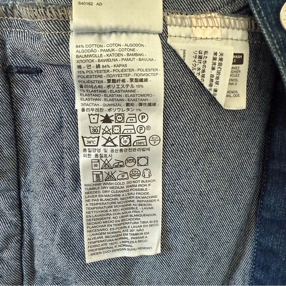 Levi’s The Original Trucker Jacket Authentic Blue Jean Denim Jacket Medium - Picture 5 of 14